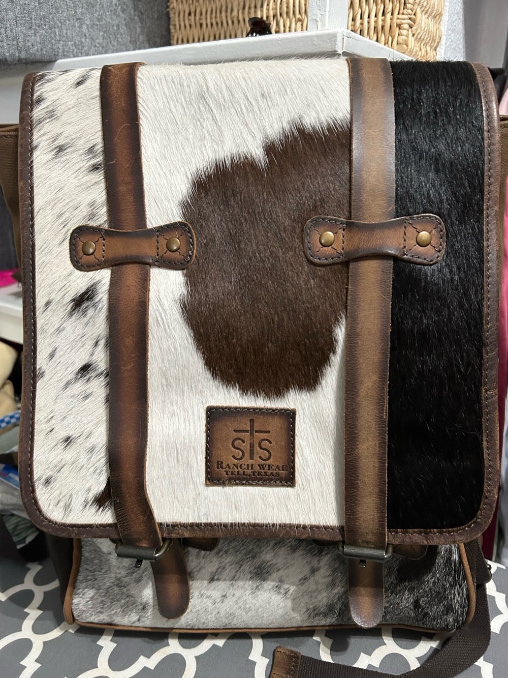 STS Ranchwear Brown, White & Black Cowhide Leather Backpack Laptop Bag - Picture 1 of 5